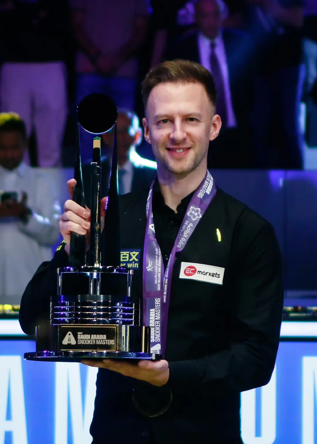 参加今年世, 他们从小一, 位来到第十