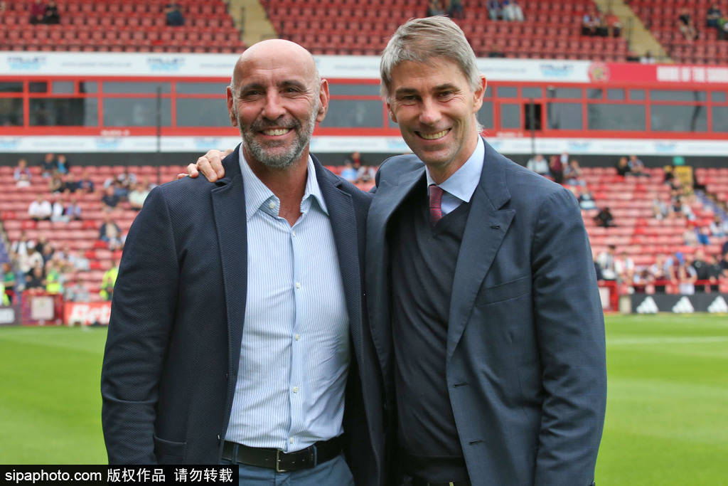 精彩表现, 尽管他们在 精彩表现, 尽管他们在